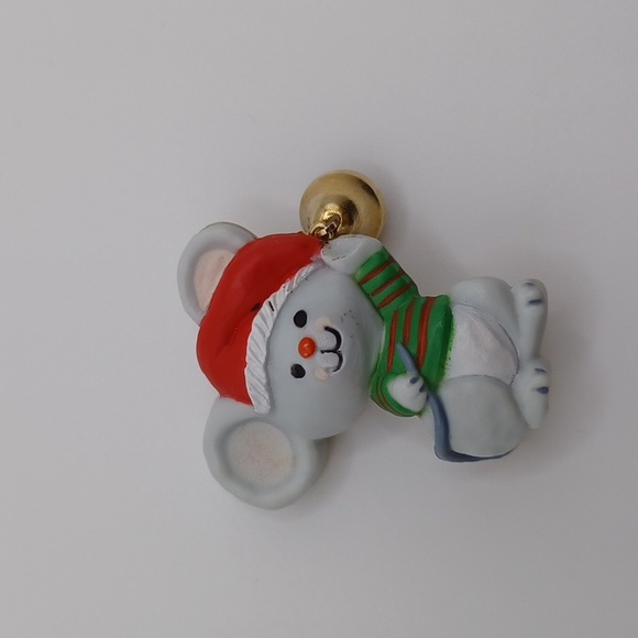 Hallmark Jewelry - Hallmark Mouse with Bell Brooch